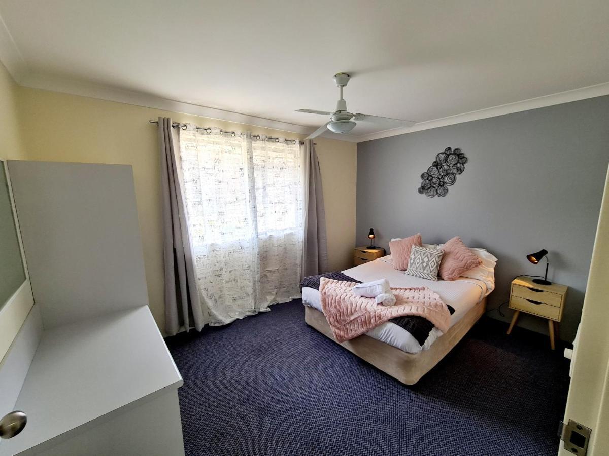 Ocean Parade Motel Coffs Harbour Buitenkant foto