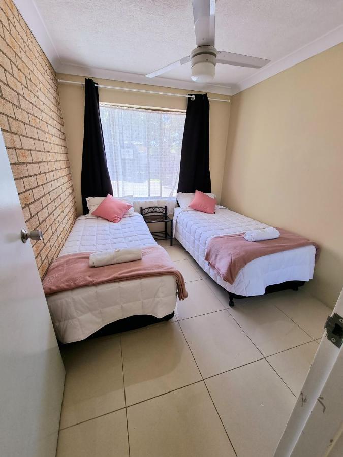 Ocean Parade Motel Coffs Harbour Buitenkant foto