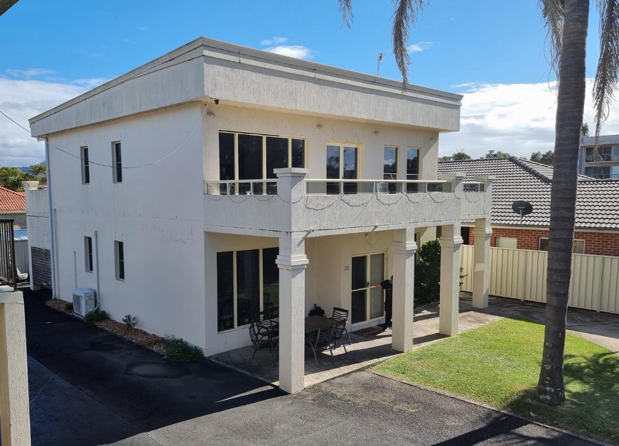 Ocean Parade Motel Coffs Harbour Buitenkant foto